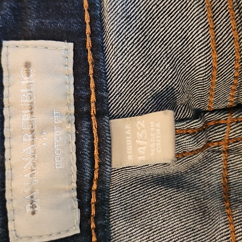 Banana Republic classic Blue Jeans bootcut button back pockets size EUC 14 / 32 - Picture 8 of 11